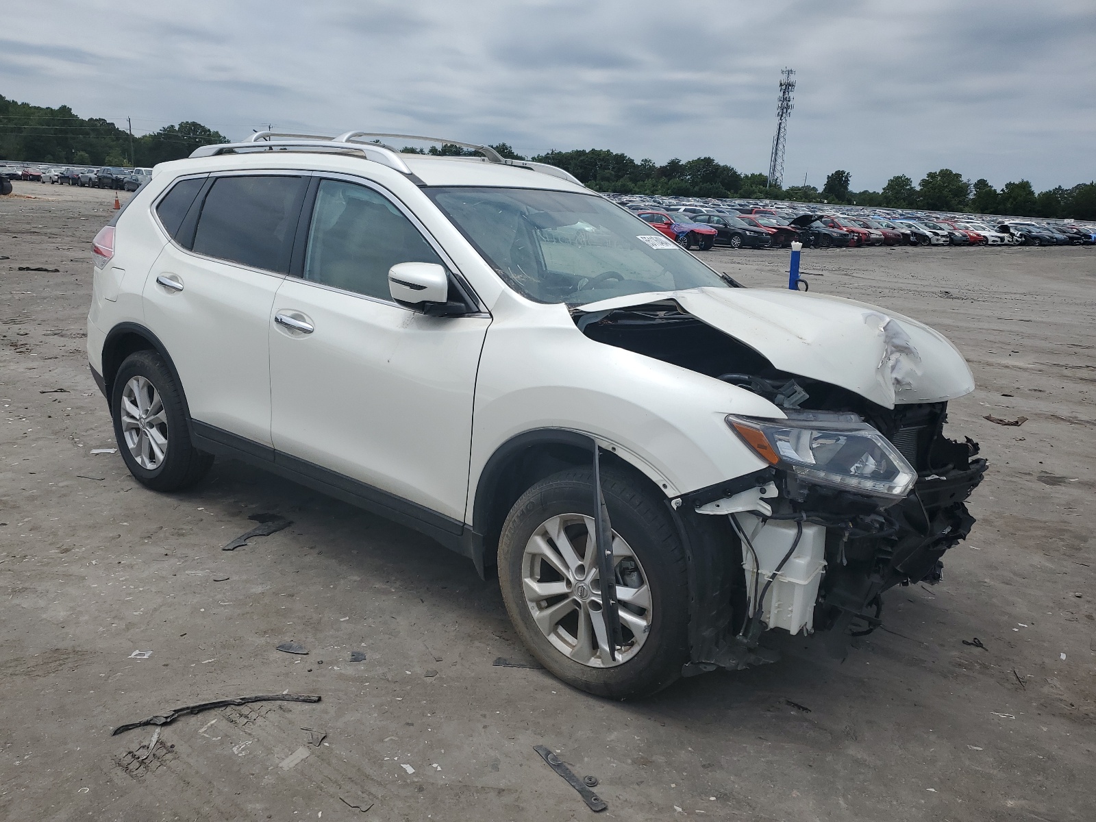 2016 Nissan Rogue S vin: KNMAT2MV1GP694793