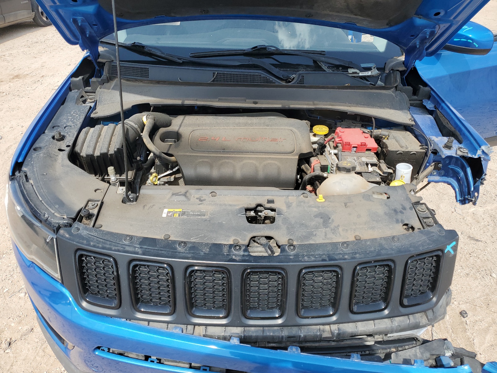 3C4NJCBB5KT649253 2019 Jeep Compass Latitude