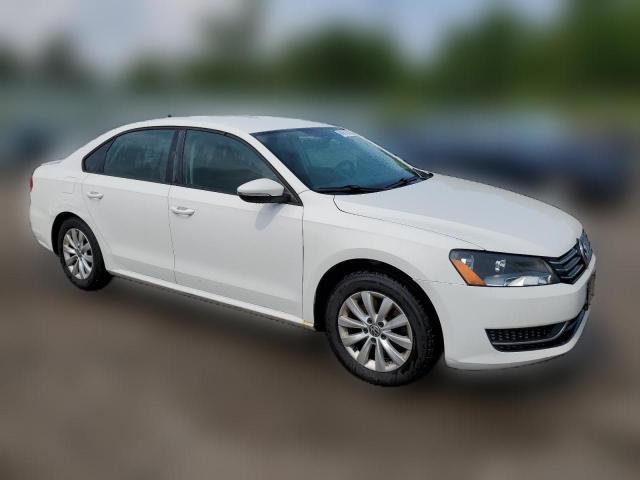 Седани VOLKSWAGEN PASSAT 2014 Білий