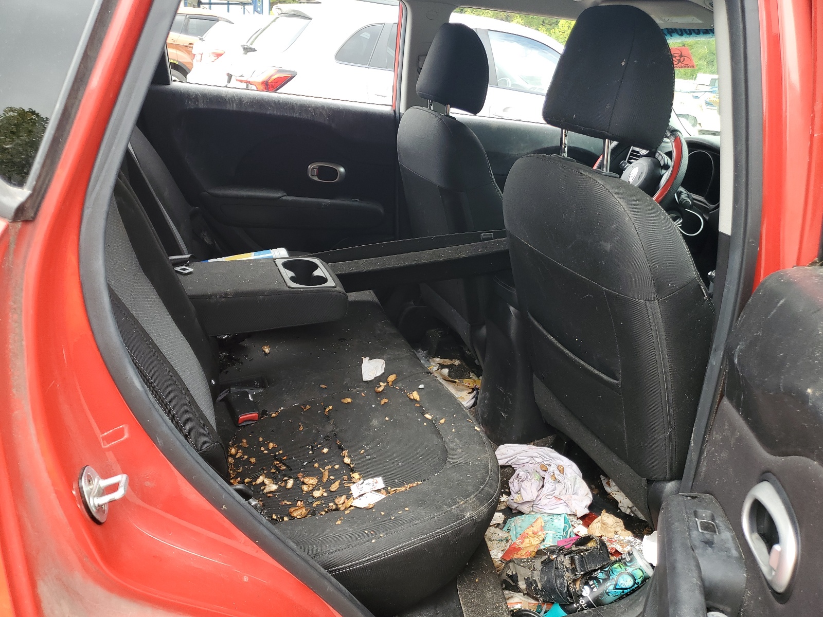 KNDJP3A51J7539019 2018 Kia Soul +