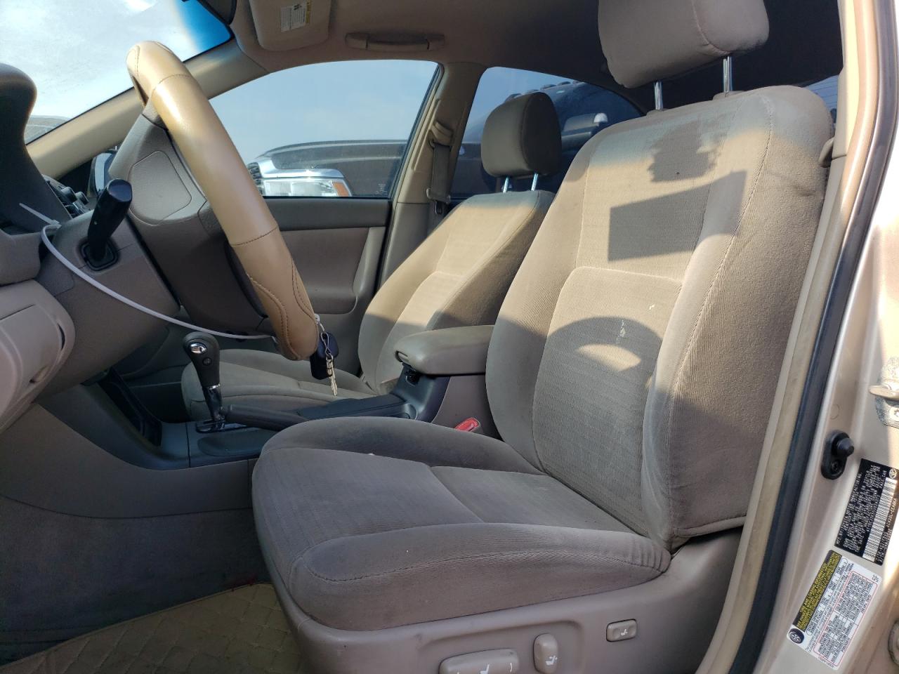 2005 Toyota Camry Le VIN: 4T1BE32K55U024073 Lot: 64176744