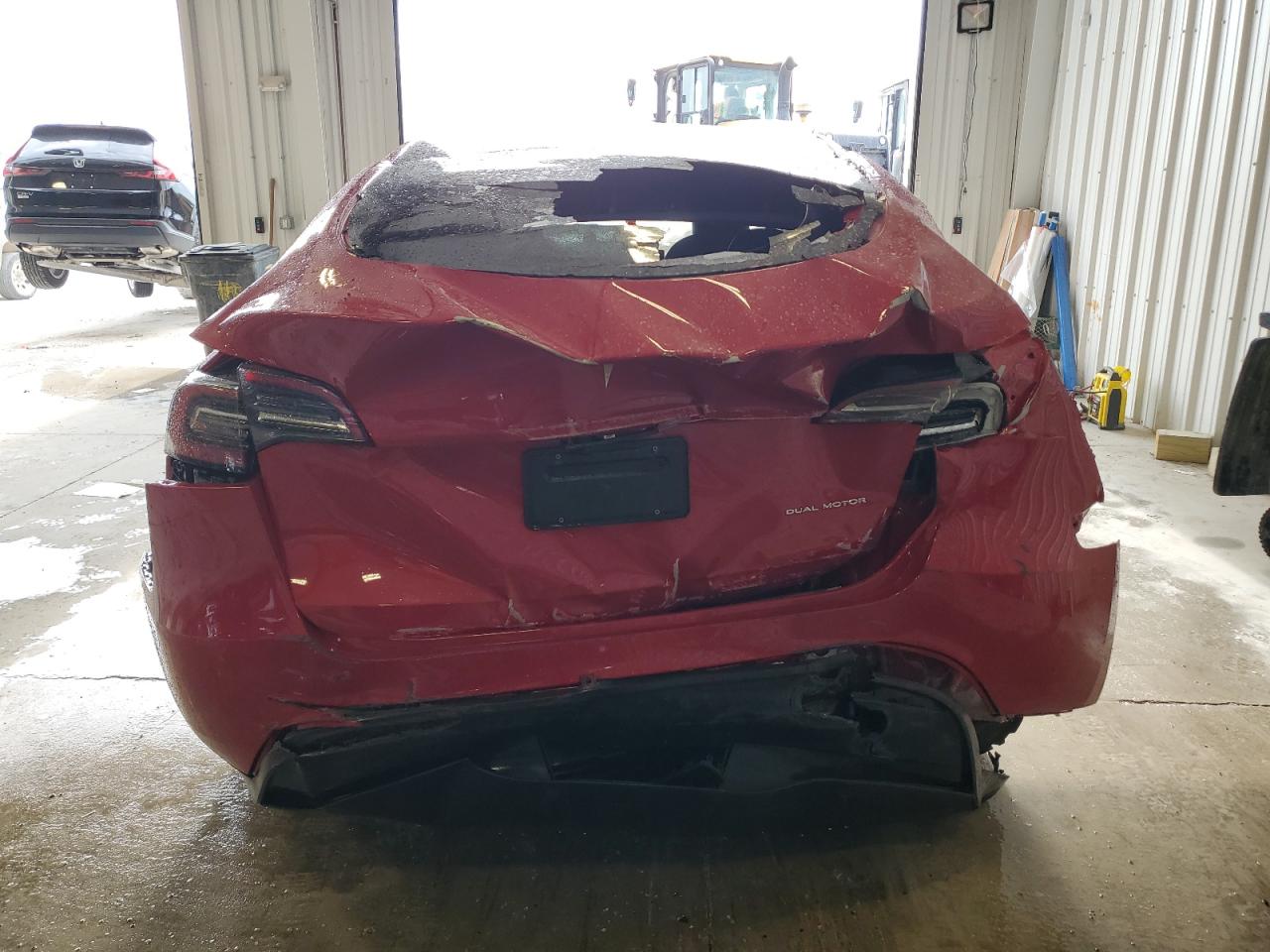 7SAYGDEE2PF805488 2023 Tesla Model Y