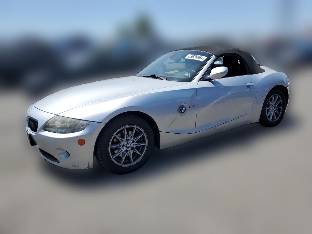 2005 BMW Z4 2.5 VIN: 4USBT33545LS56652 Lot: 63925064