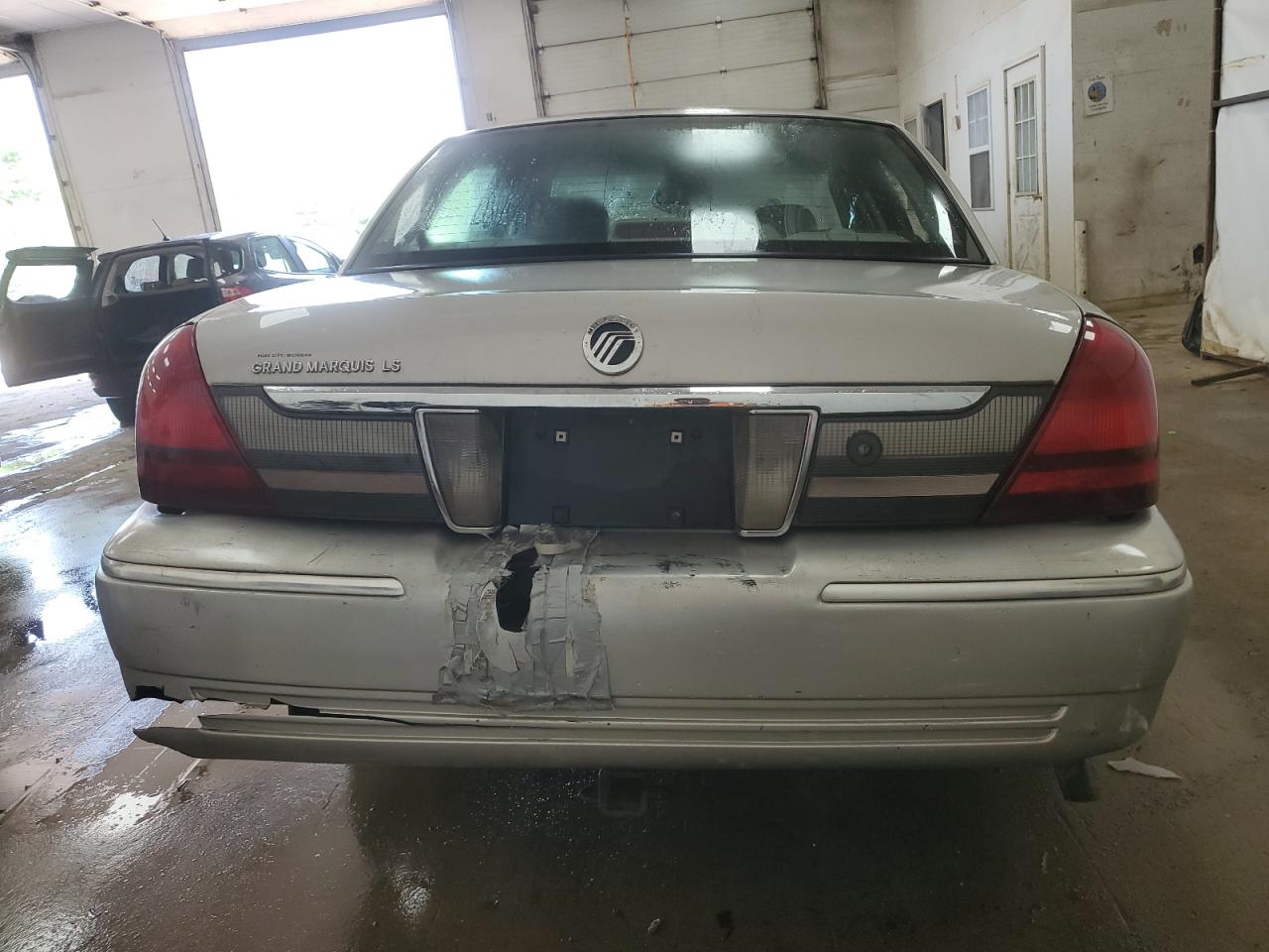 2008 Mercury Grand Marquis Ls VIN: 2MEFM75V18X644906 Lot: 63911824