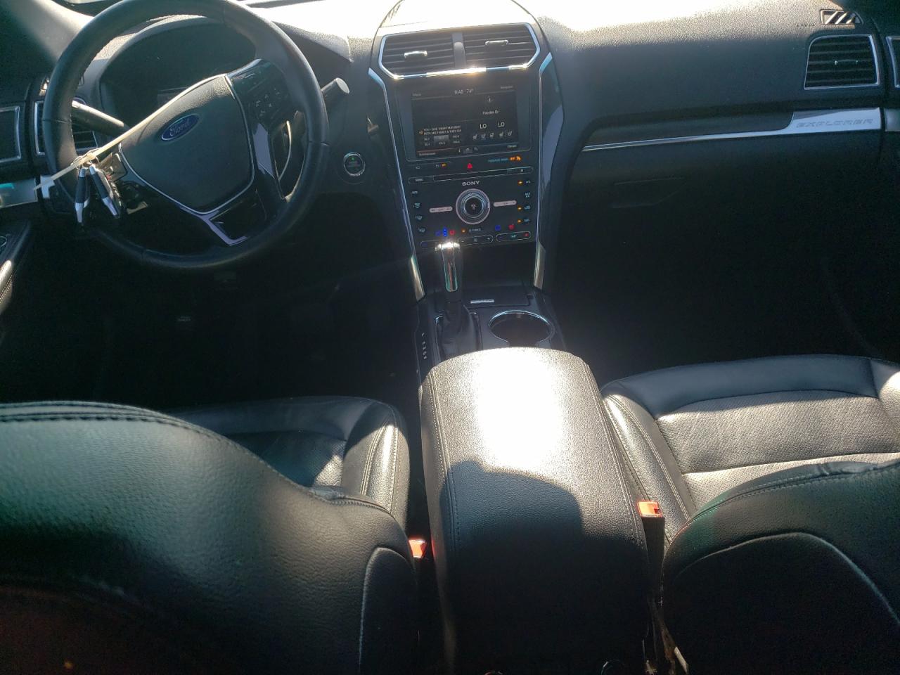 2016 Ford Explorer Limited VIN: 1FM5K8F89GGA98261 Lot: 63999894