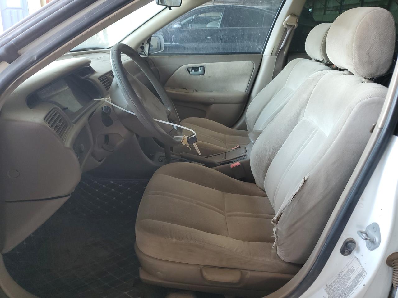 2000 Toyota Camry Ce VIN: 4T1BG22K7YU998050 Lot: 62758014