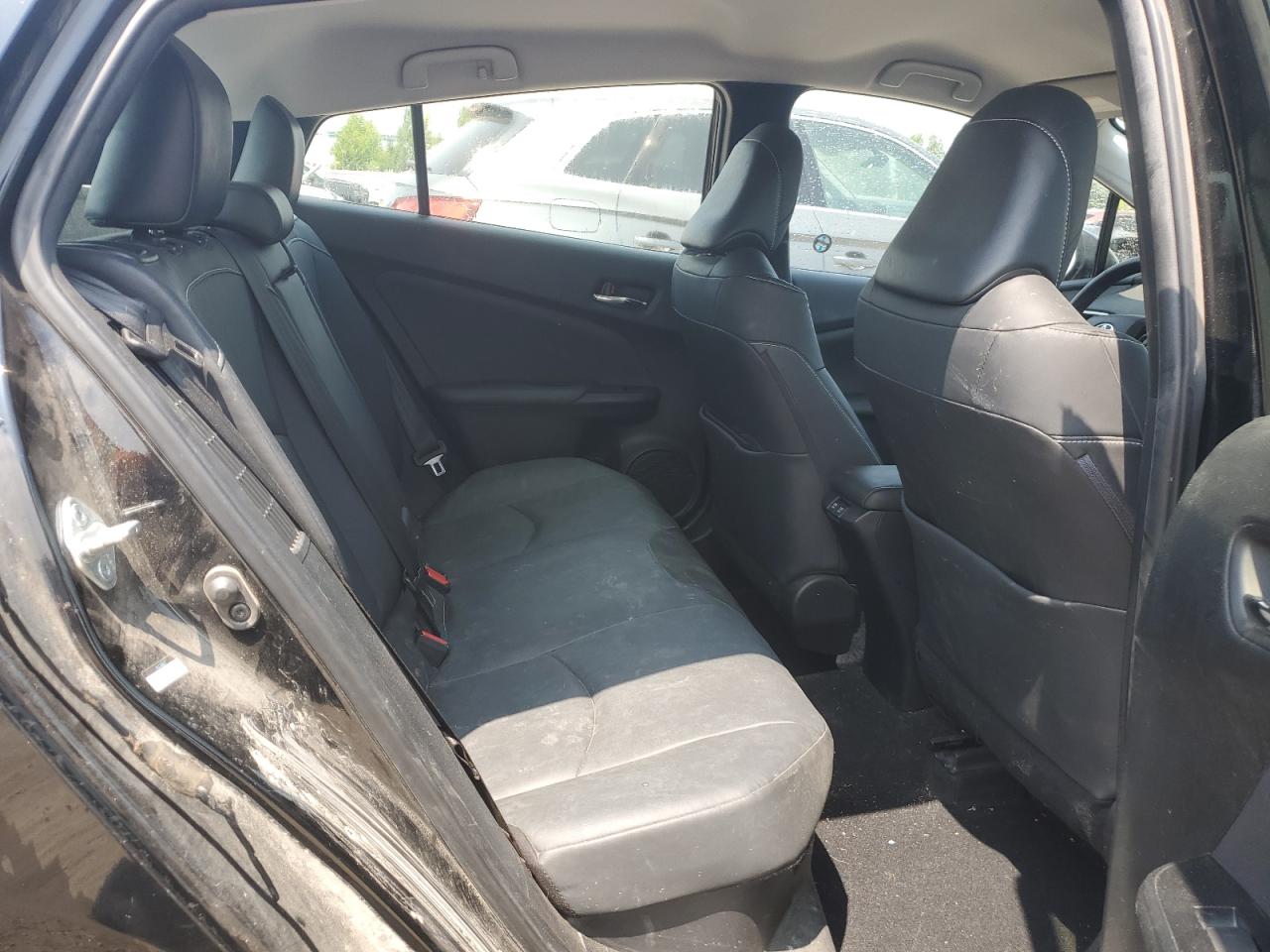 2021 Toyota Prius Prime Le VIN: JTDKAMFP0M3196642 Lot: 64202744