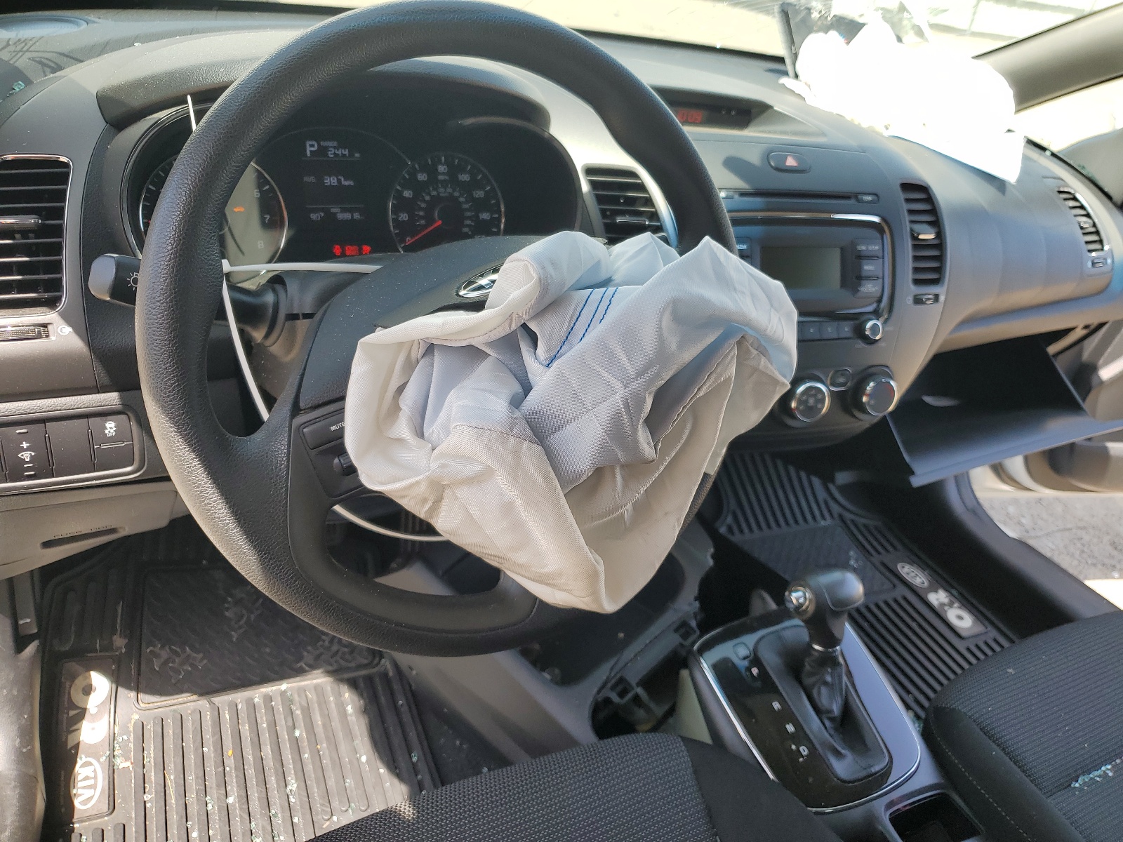 3KPFK4A79HE041589 2017 Kia Forte Lx