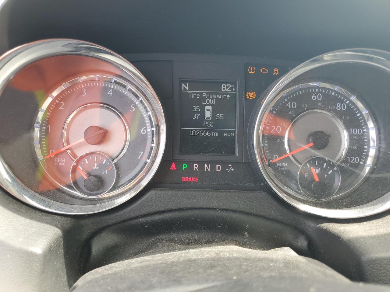 2011 Chrysler Town & Country Touring VIN: 2A4RR5DG1BR723490 Lot: 61269624