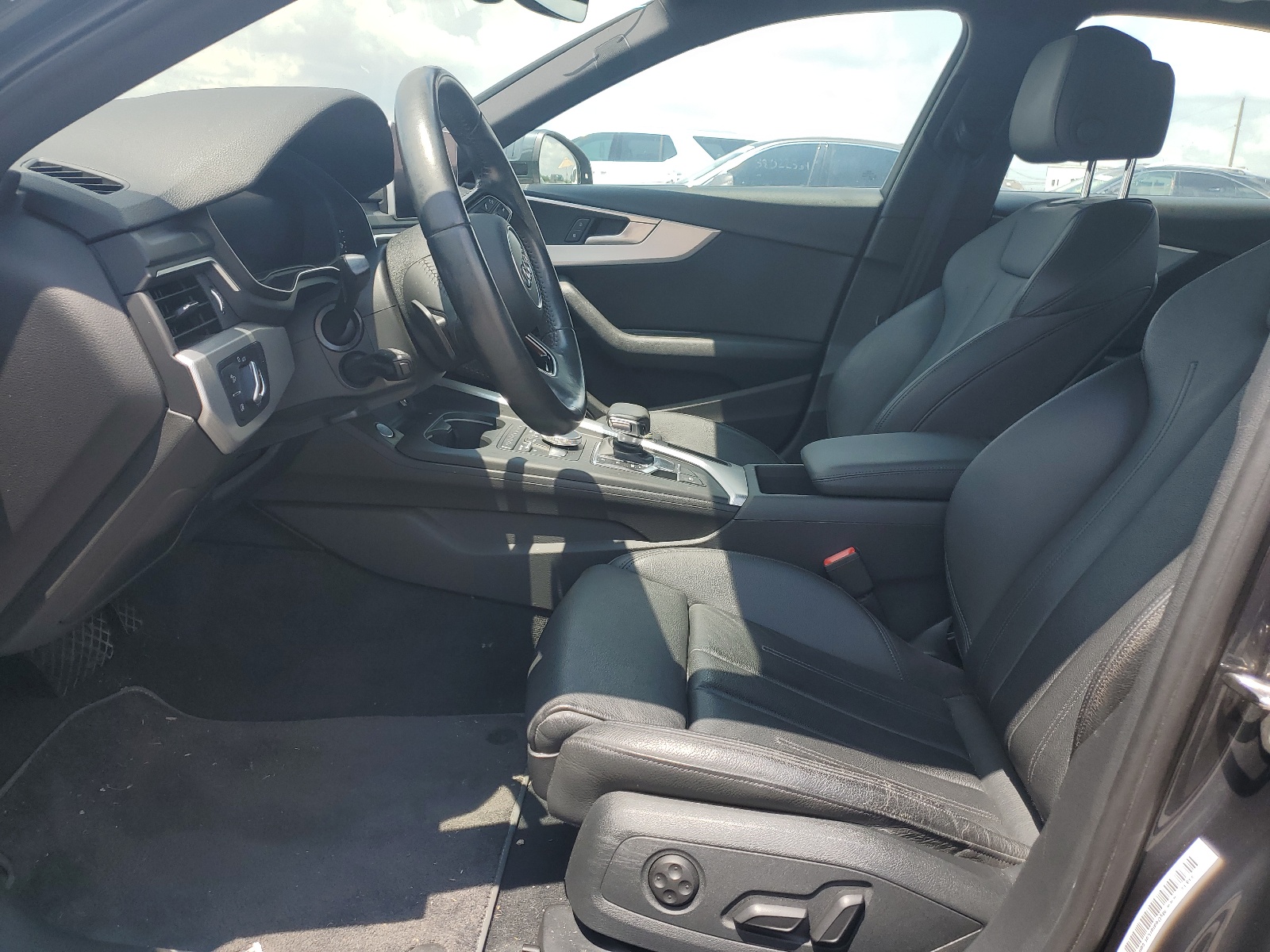 WAUENAF47HN024475 2017 Audi A4 Premium Plus