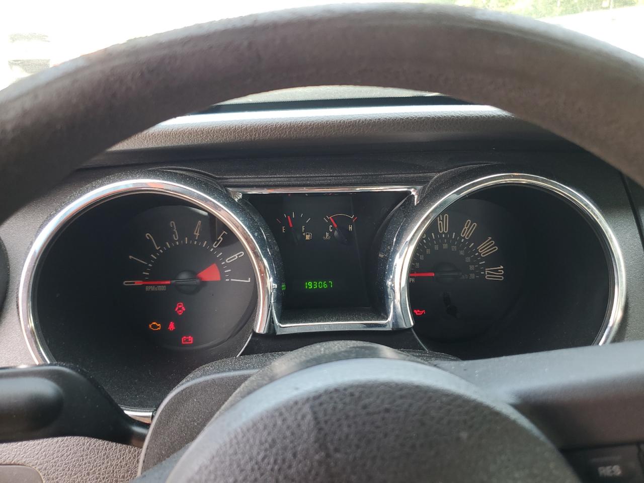 2008 Ford Mustang VIN: 1ZVHT80N685125715 Lot: 62042834