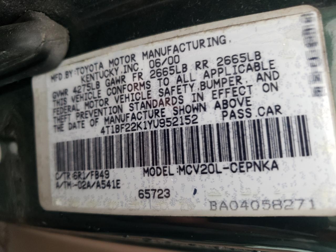 2000 Toyota Camry Le VIN: 4T1BF22K1YU952152 Lot: 63079124