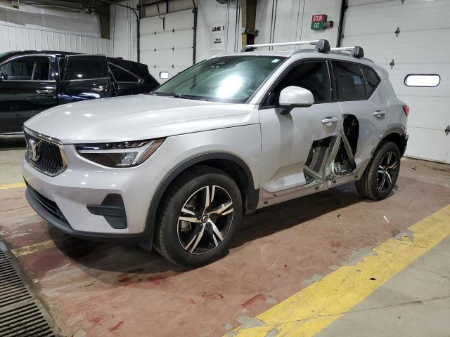 2023 Volvo Xc40 Core