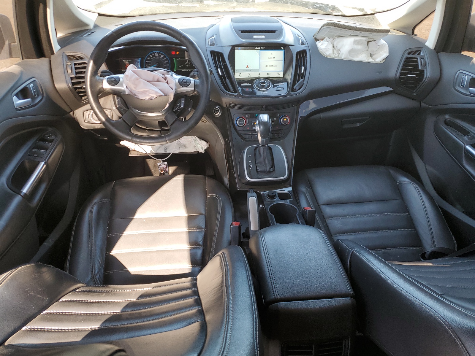 1FADP5FU8HL109777 2017 Ford C-Max Titanium