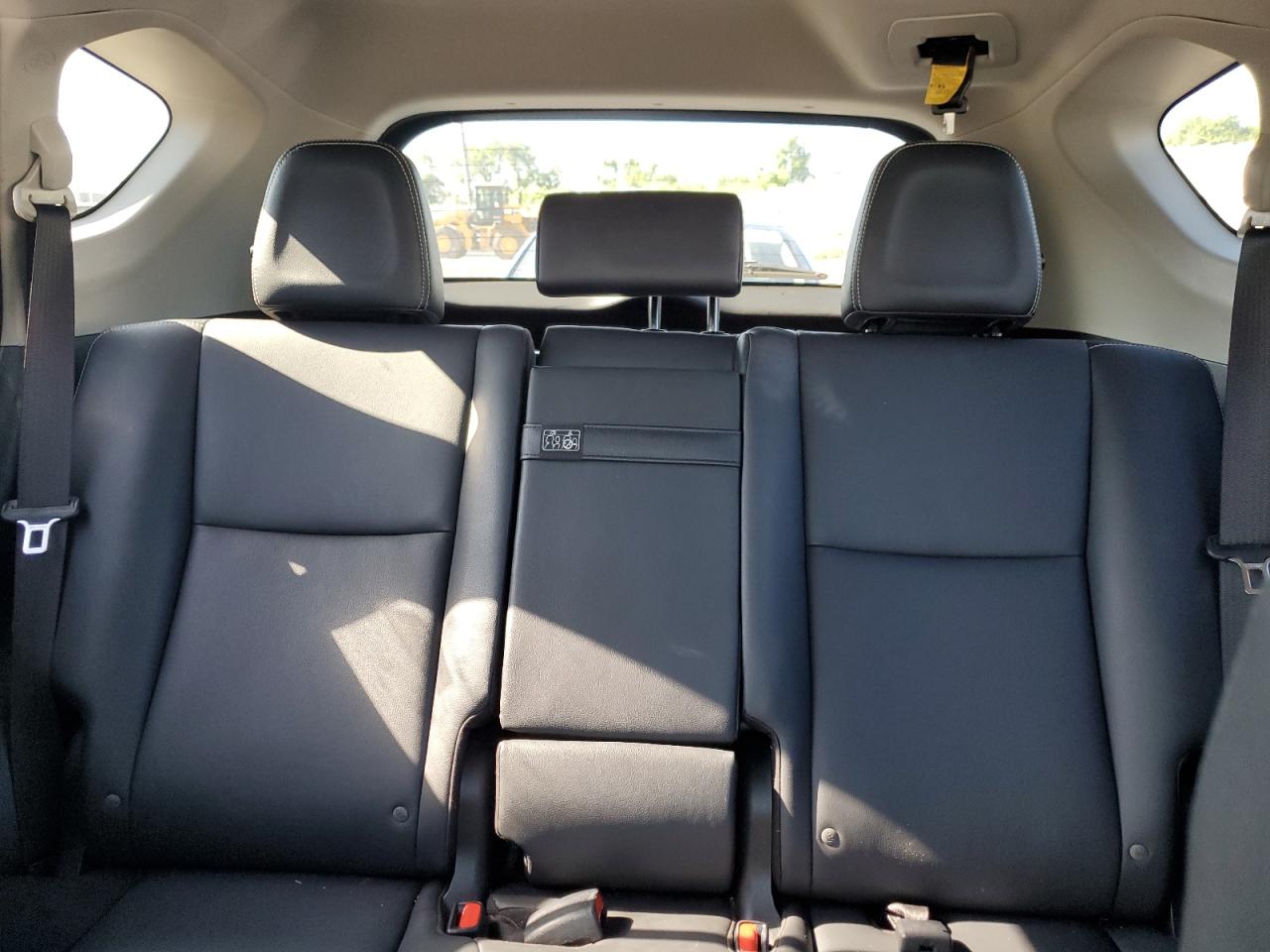 2016 Toyota Rav4 Hv Limited VIN: JTMDJREVXGD014482 Lot: 63231834