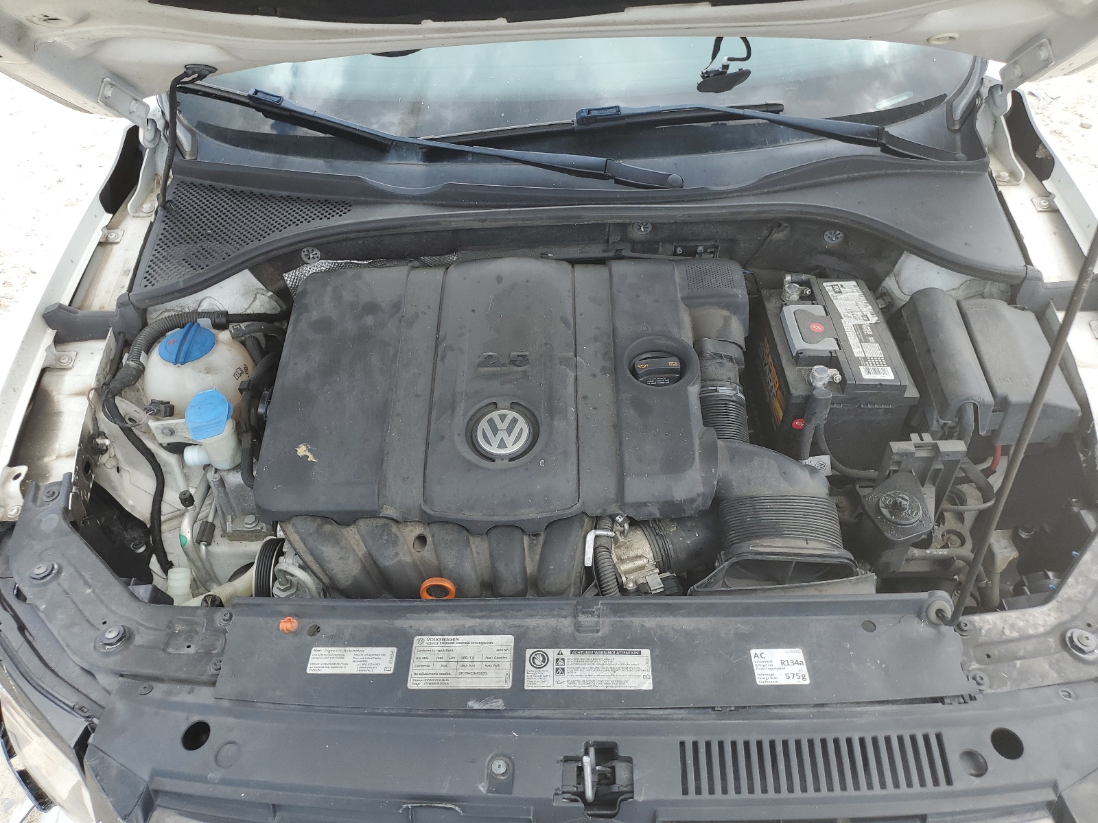 1VWBH7A35CC025365 2012 Volkswagen Passat Se