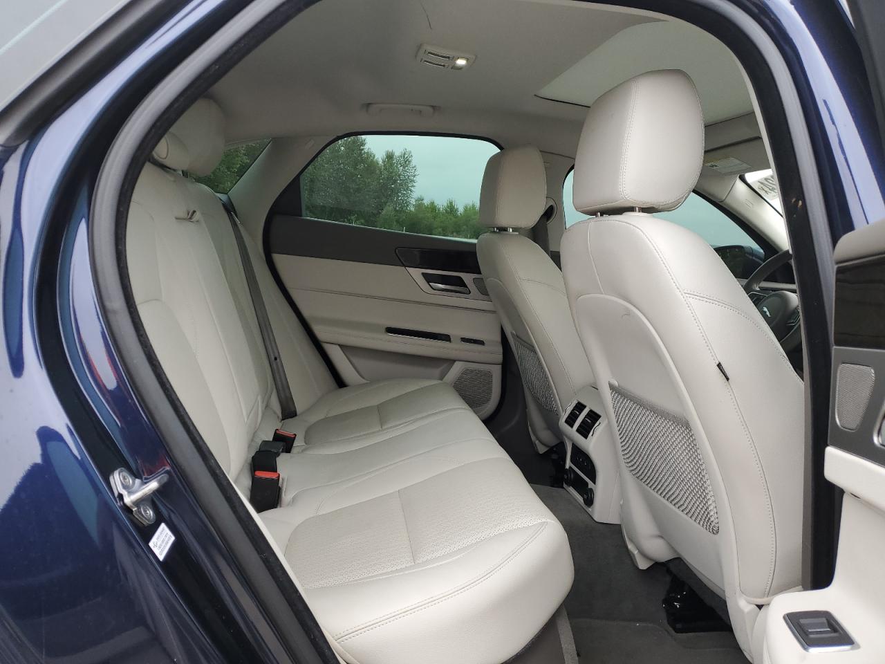 2016 Jaguar Xf Prestige VIN: SAJBK4BV1GCY16373 Lot: 64026024