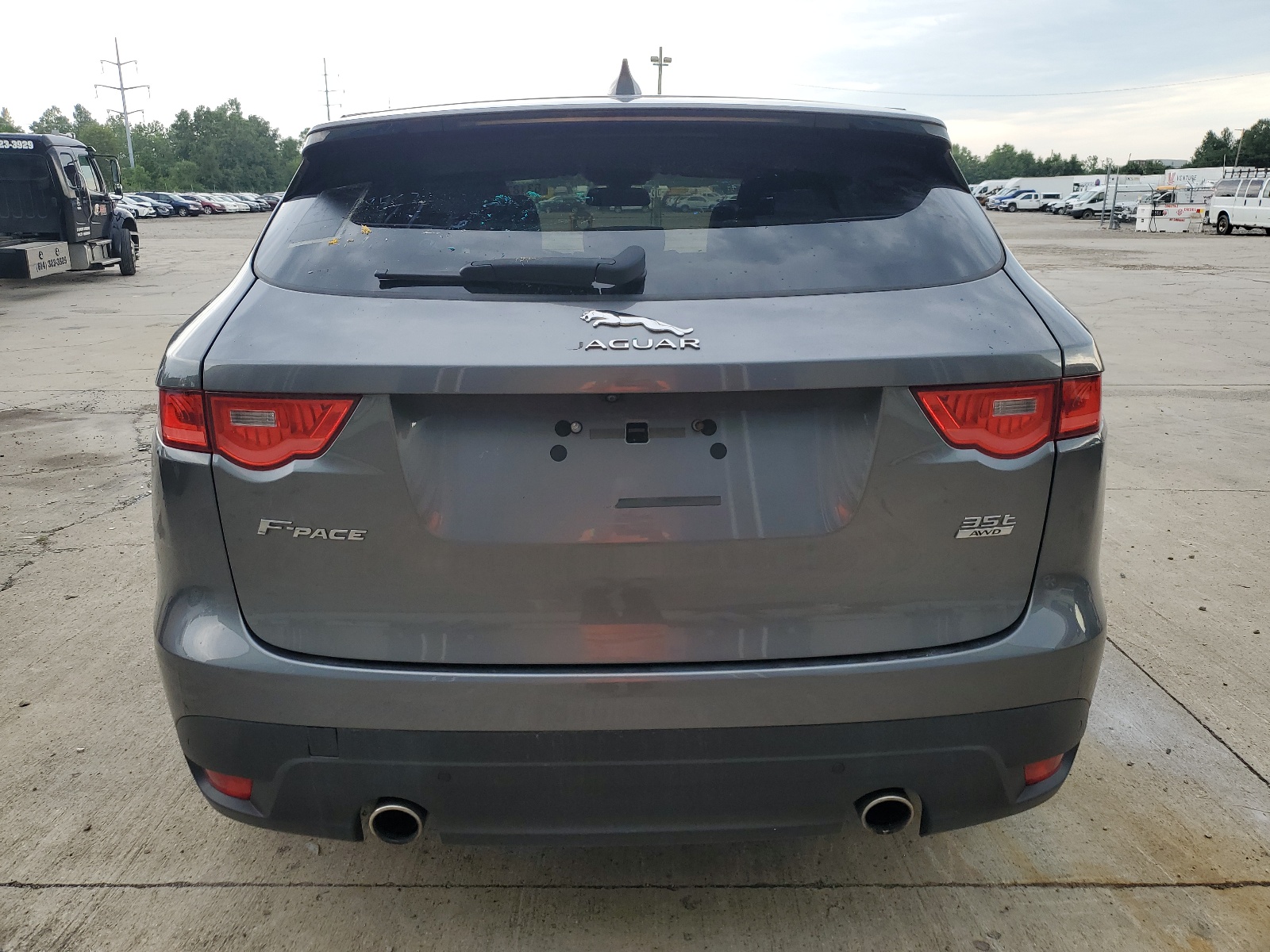 2017 Jaguar F-Pace Premium vin: SADCJ2BV8HA099563