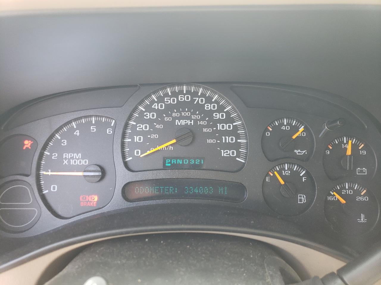 2005 Chevrolet Tahoe C1500 VIN: 1GNEC13V45J229106 Lot: 65060104