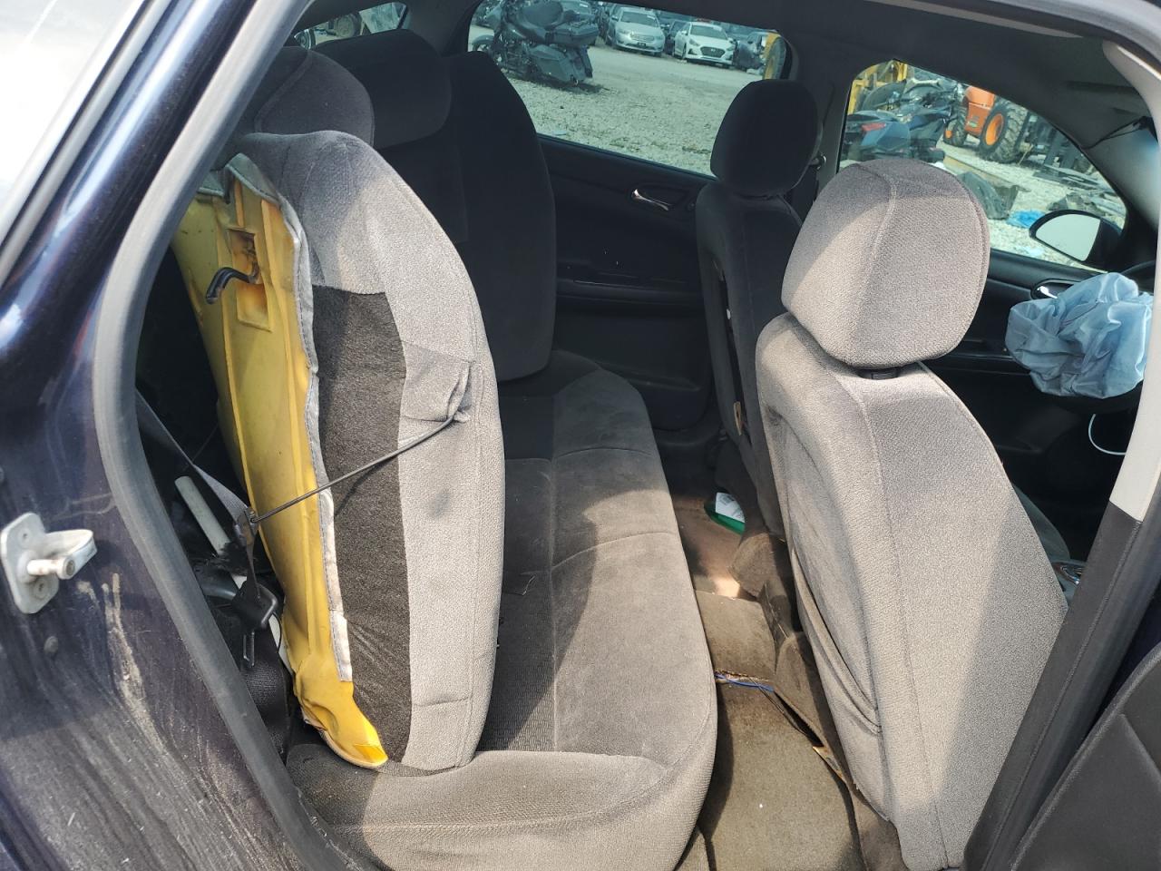 2008 Chevrolet Impala - Image 10