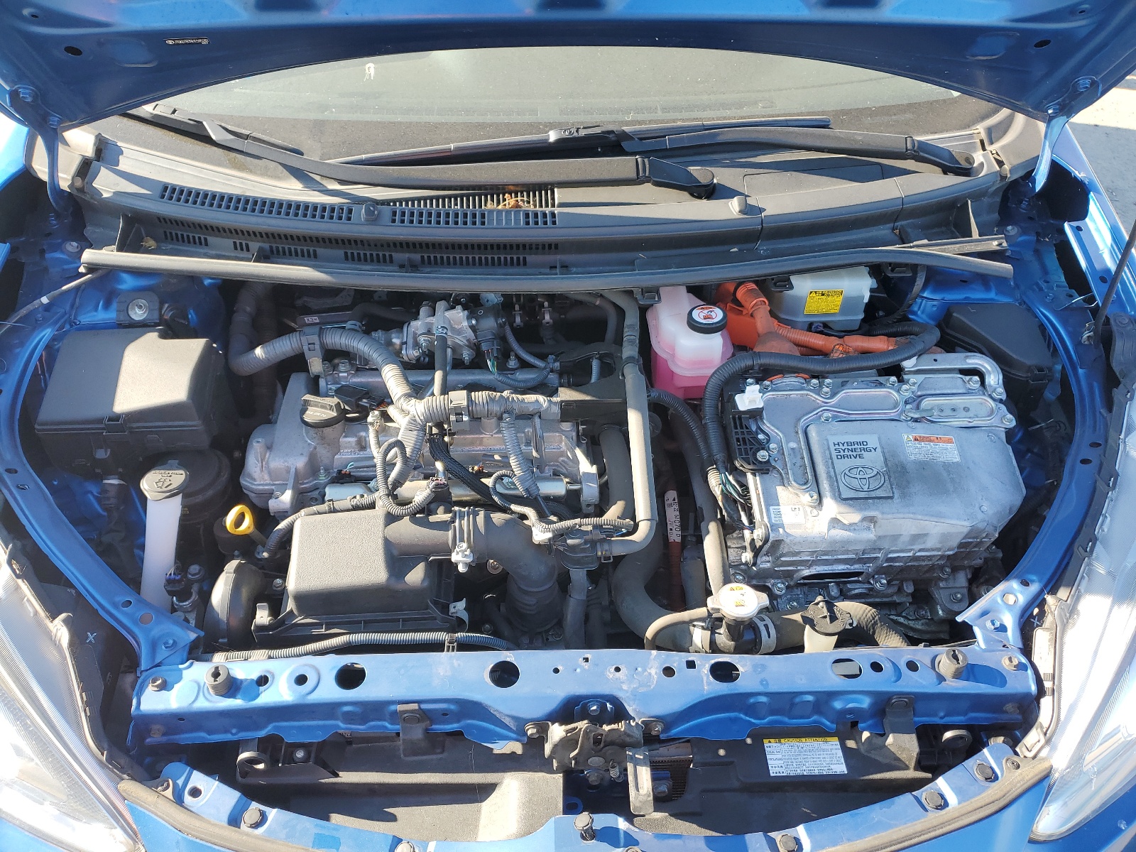 JTDKDTB39H1595281 2017 Toyota Prius C