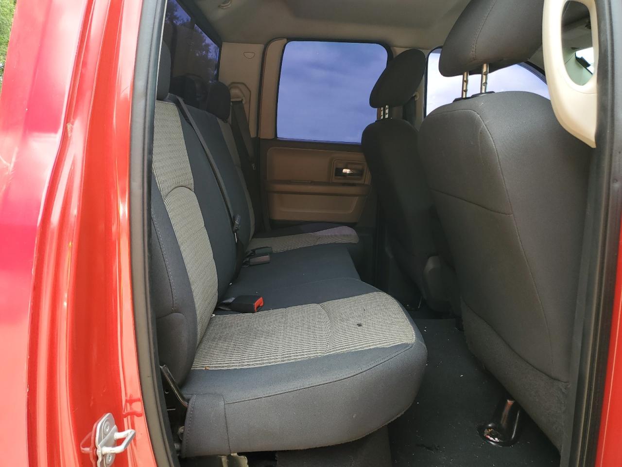 2010 Dodge Ram 1500 VIN: 1D7RV1GP0AS171277 Lot: 64304194