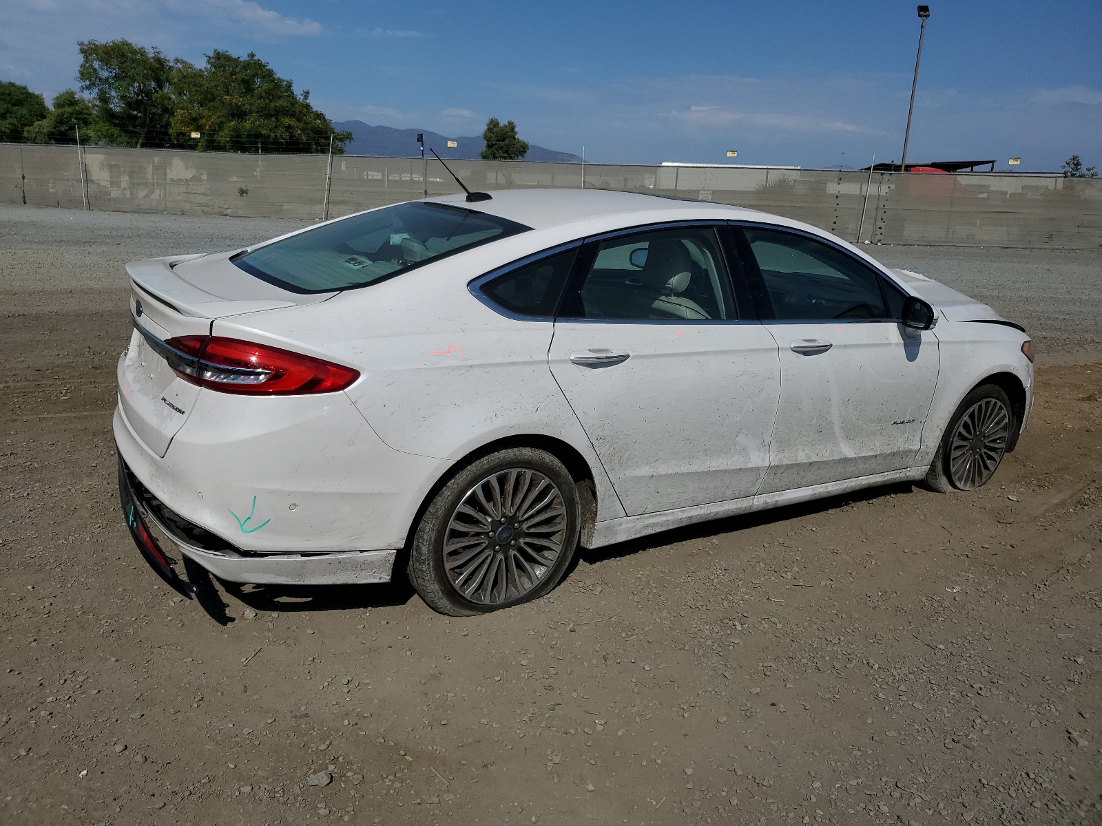 3FA6P0SU6HR264668 2017 Ford Fusion Titanium Phev