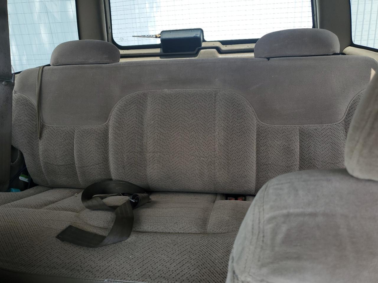 1995 Chevrolet Tahoe K1500 VIN: 3GNEK18K7SG115714 Lot: 63813044