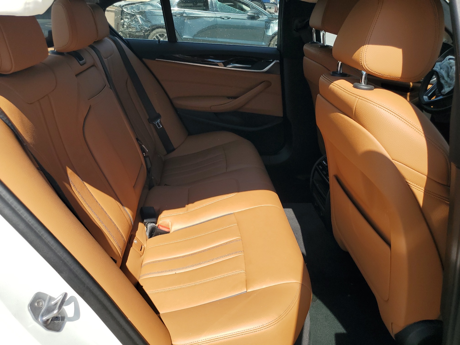 WBAJE7C58KG892608 2019 BMW 540 Xi