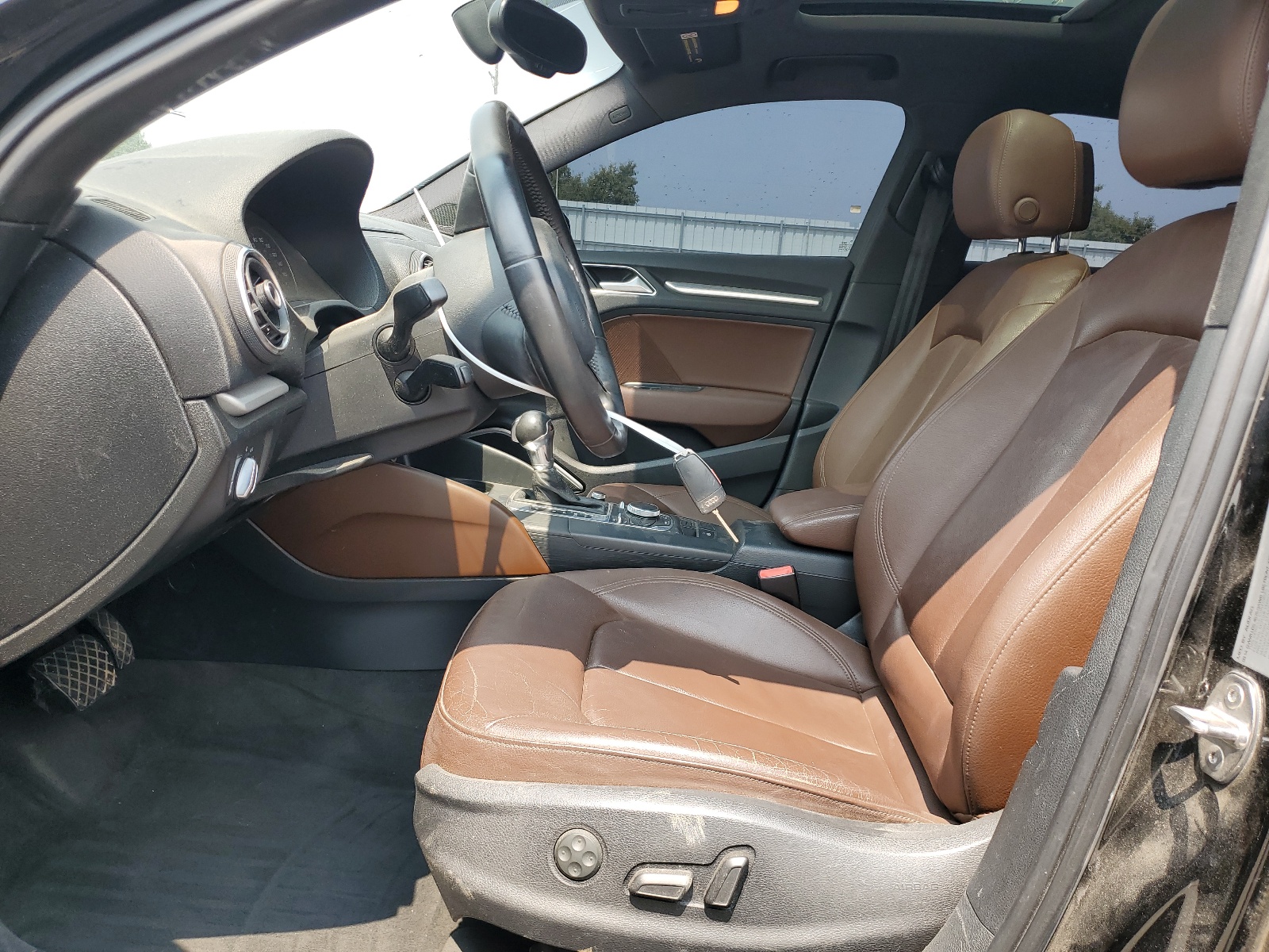 WAUBFGFF5F1010390 2015 Audi A3 Premium