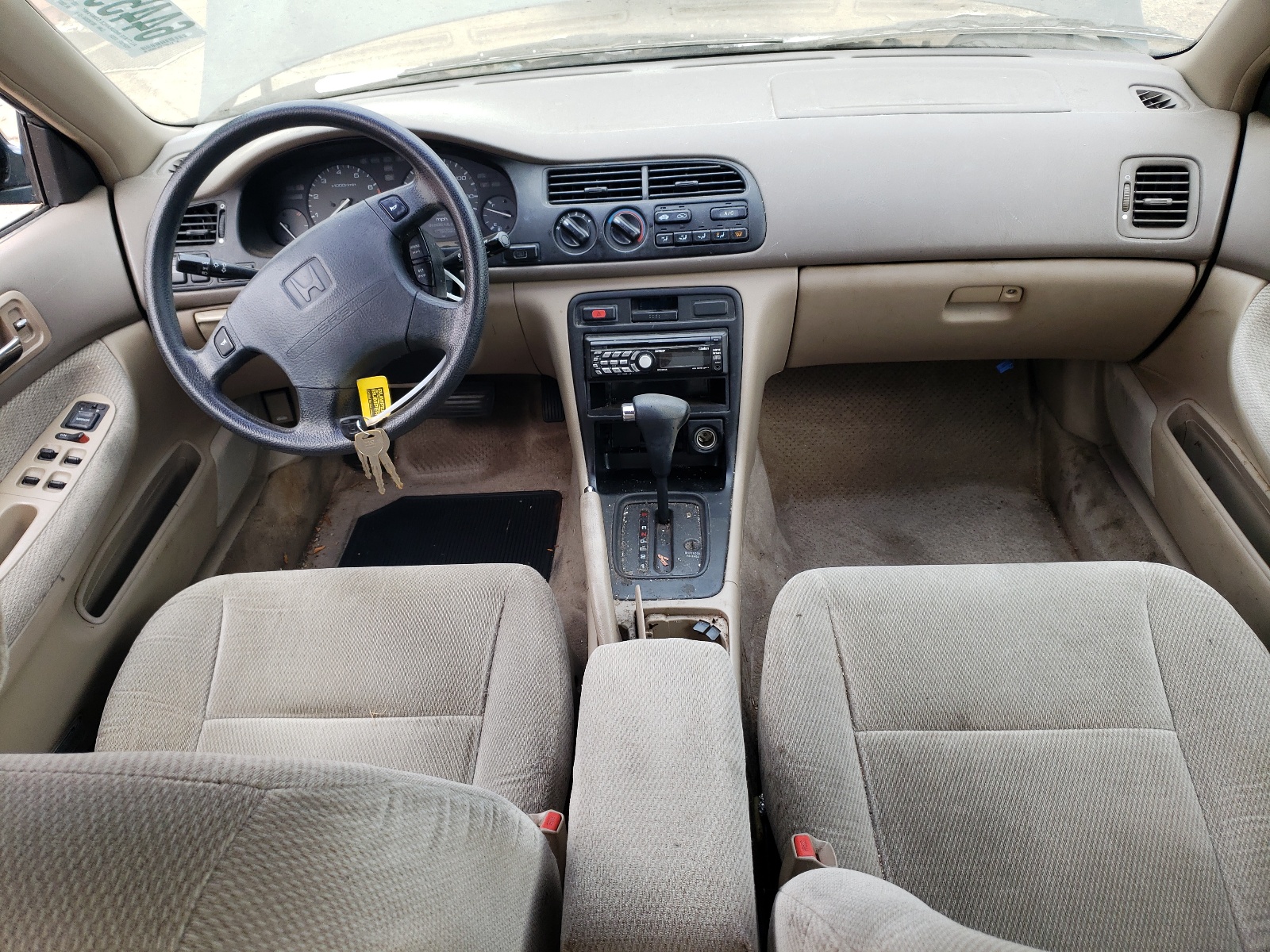 1HGCE6643TA028872 1996 Honda Accord Lx