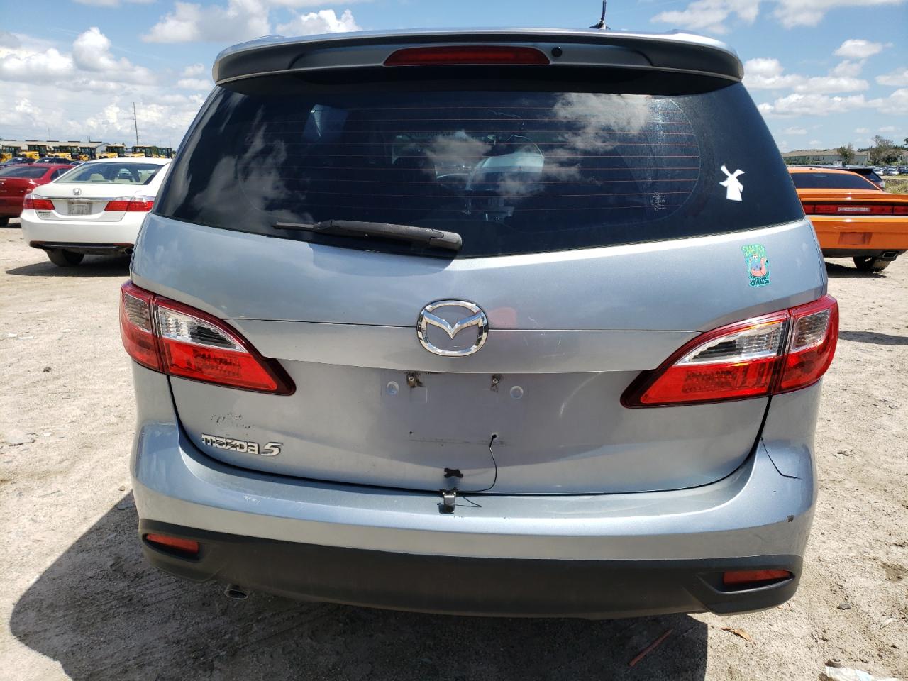 JM1CW2DL1C0125945 2012 Mazda 5