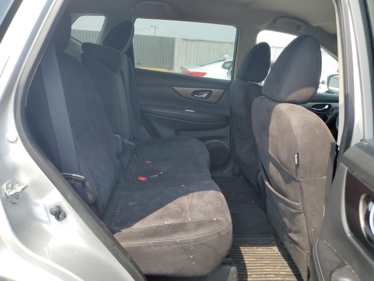 2015 Nissan Rogue S VIN: KNMAT2MV9FP512076 Lot: 64811914