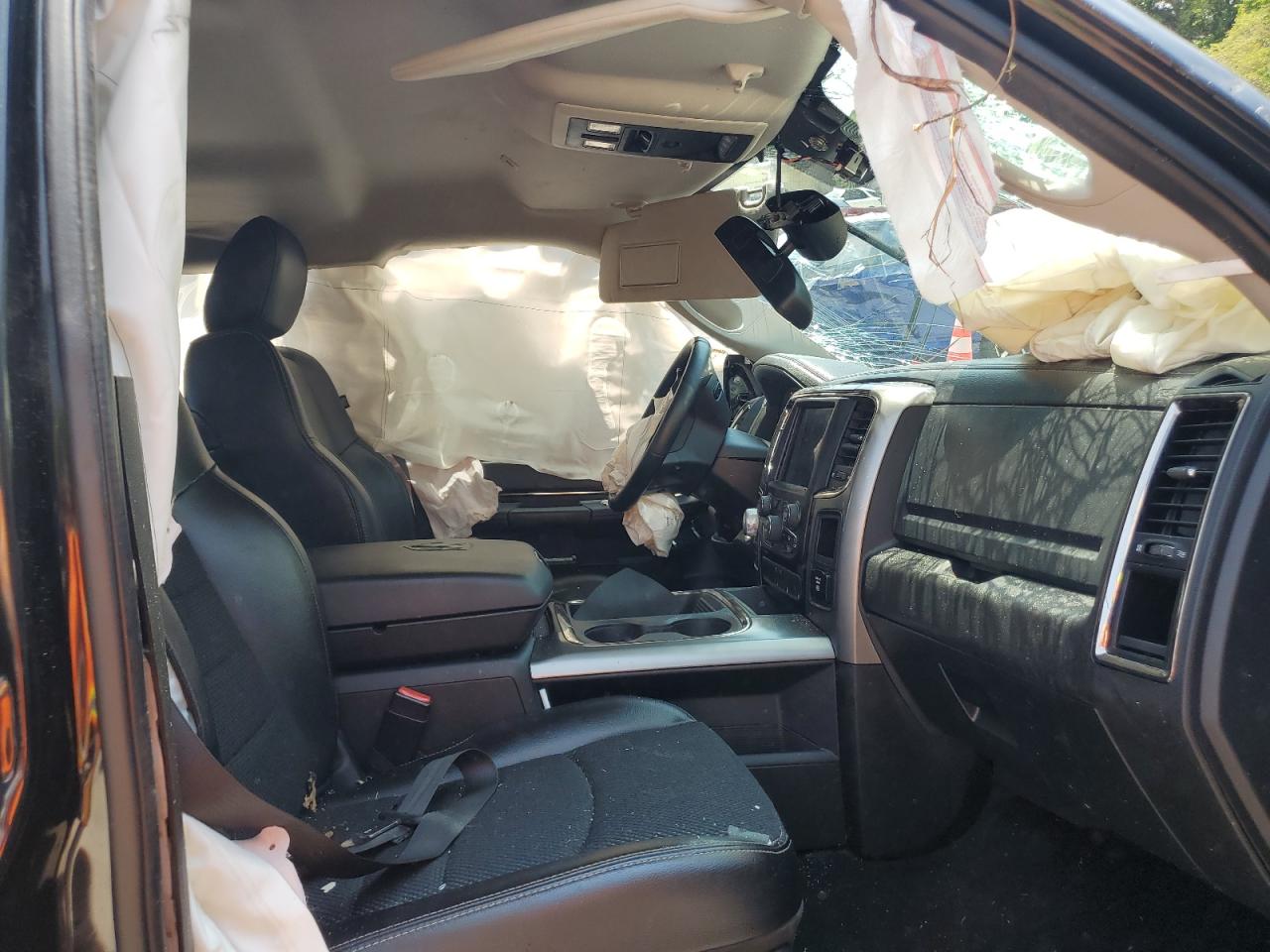 2017 Ram 1500 Sport VIN: 1C6RR7MT5HS733047 Lot: 65338454