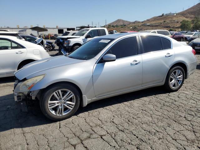  INFINITI G37 2013 Серебристый