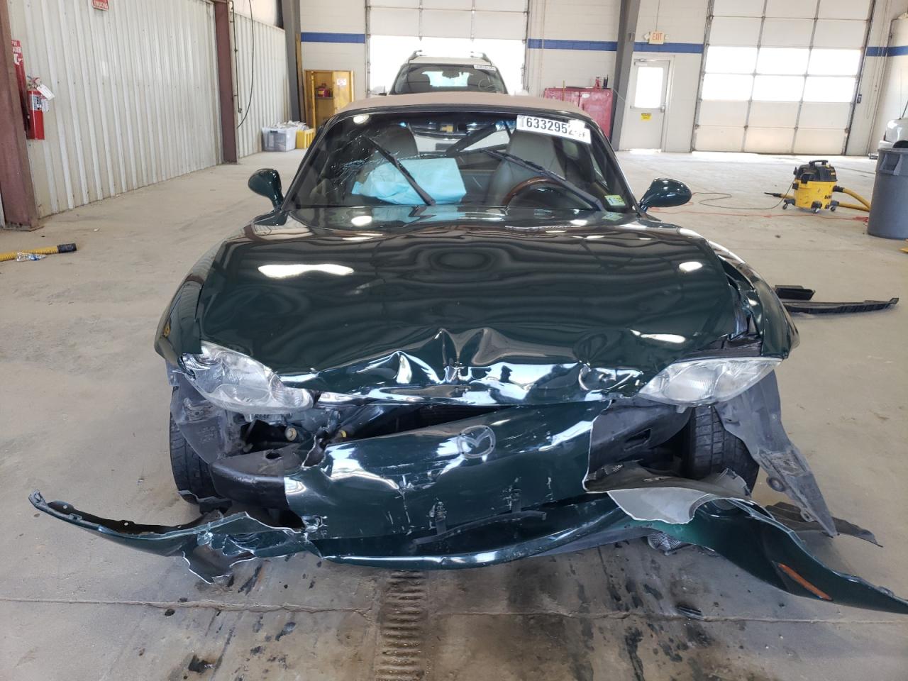 2001 Mazda Mx-5 Miata Base VIN: JM1NB353410212504 Lot: 63329524