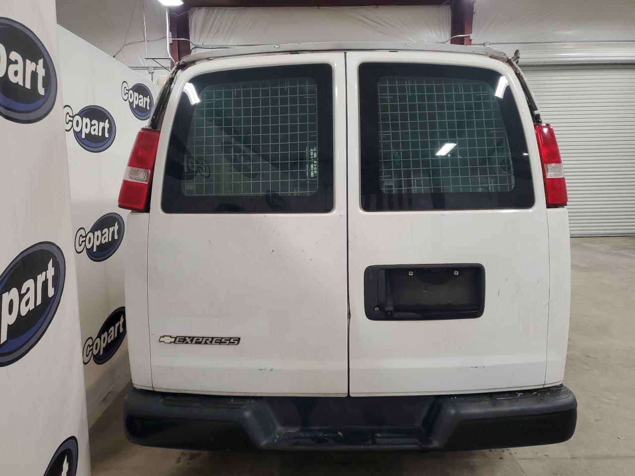 2017 Chevrolet Express G2500 VIN: 1GCWGAFG5H1323658 Lot: 64793894