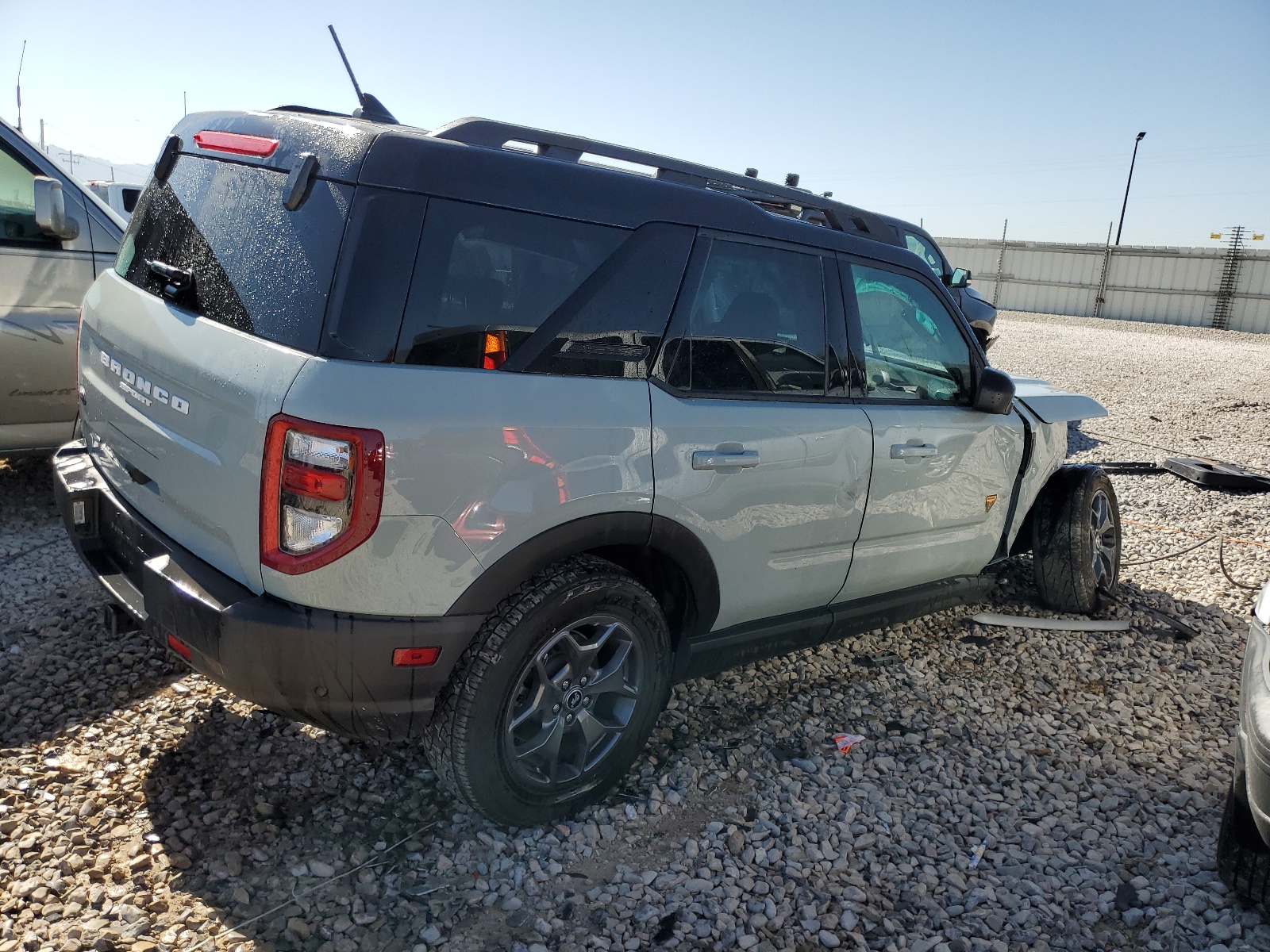 2022 Ford Bronco Sport Badlands vin: 3FMCR9D99NRD22171