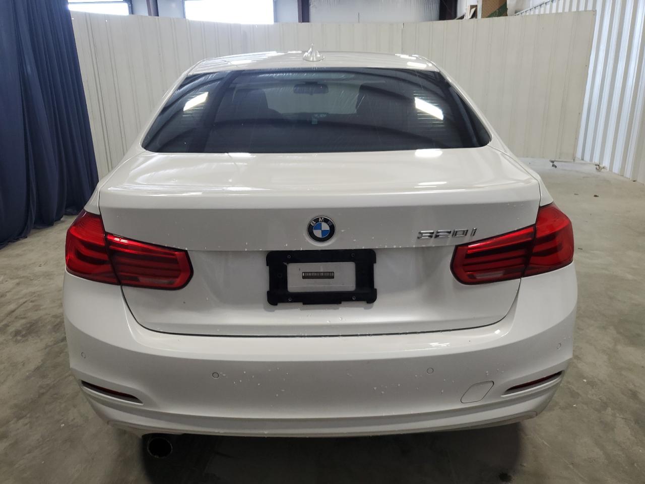 2017 BMW 320 I VIN: WBA8E1G58HNU12593 Lot: 61335944