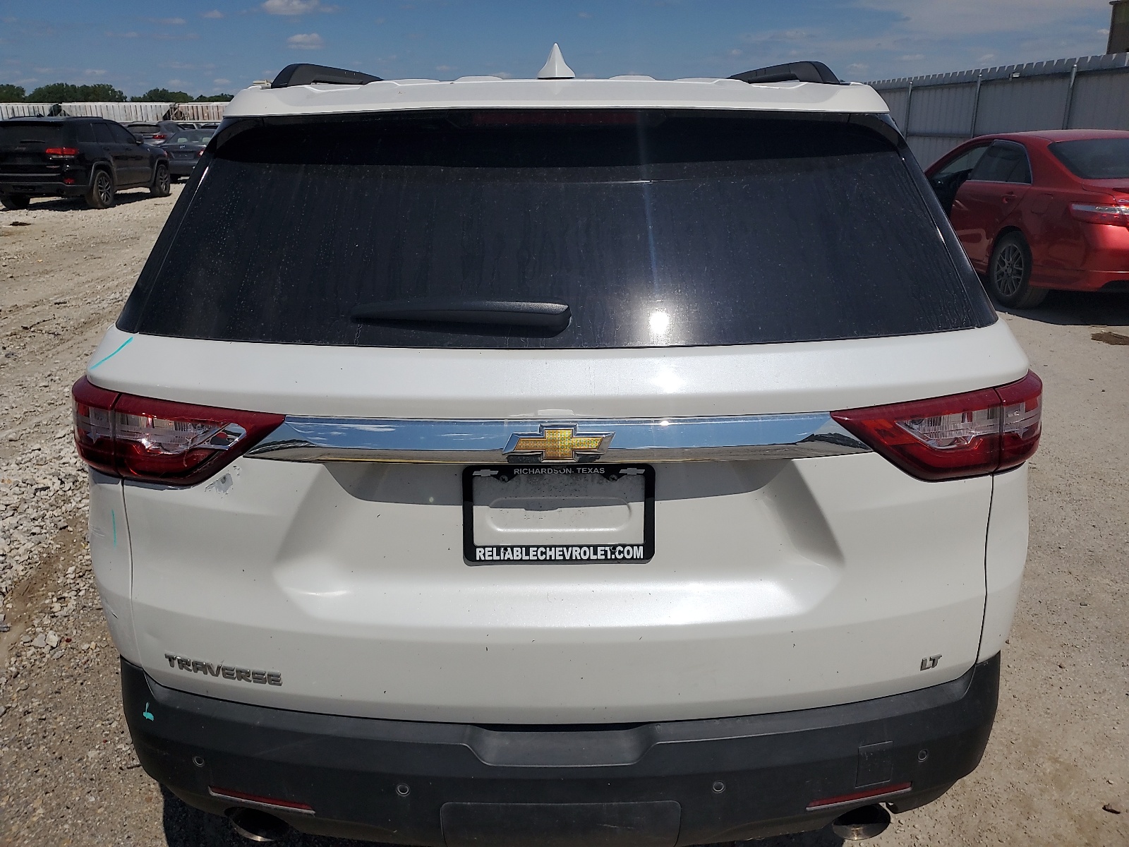 1GNERGKW6KJ122808 2019 Chevrolet Traverse Lt