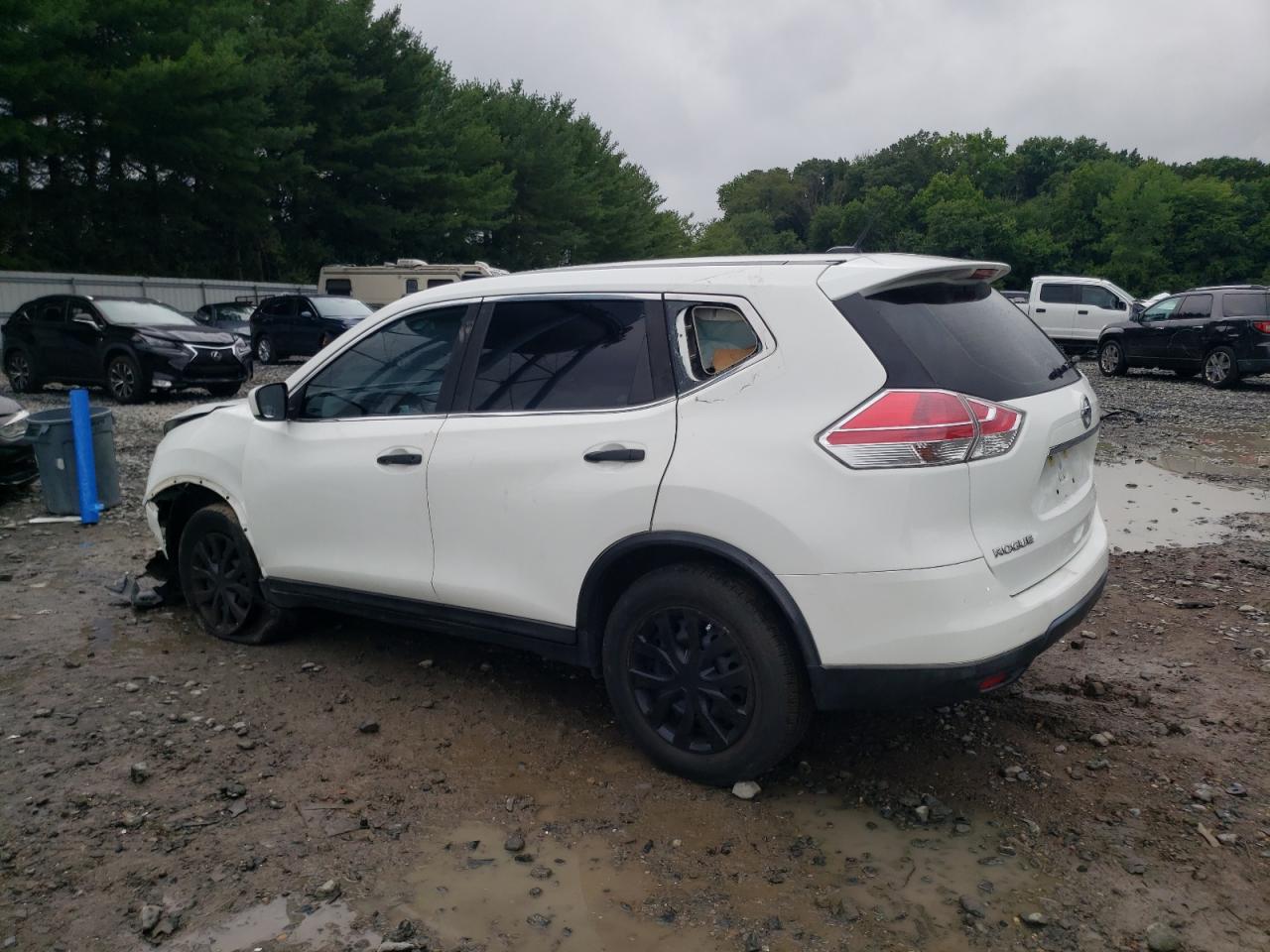 KNMAT2MV1GP685785 2016 NISSAN ROGUE - Image 2