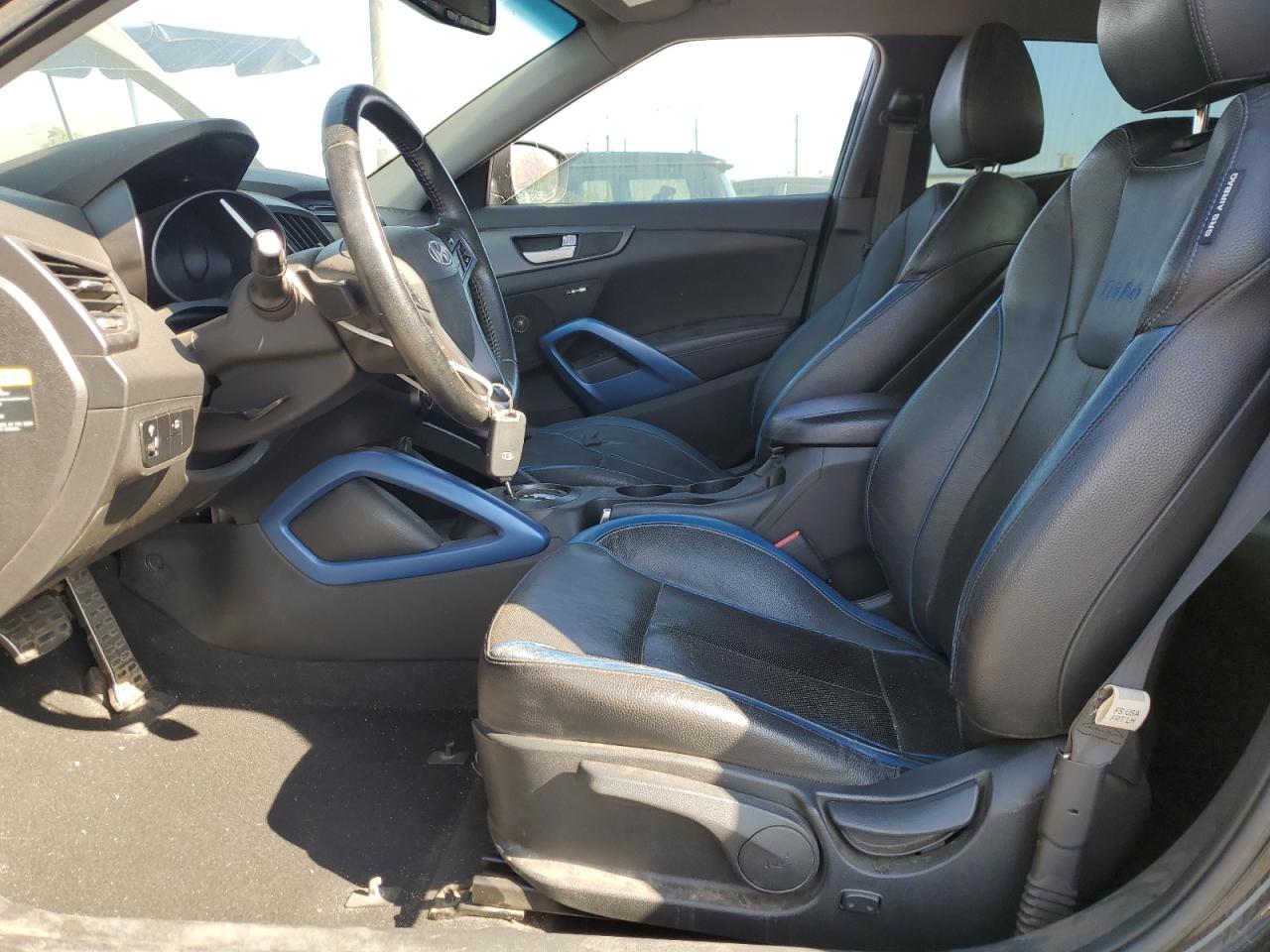 2013 Hyundai Veloster Turbo VIN: KMHTC6AE7DU135584 Lot: 61565304