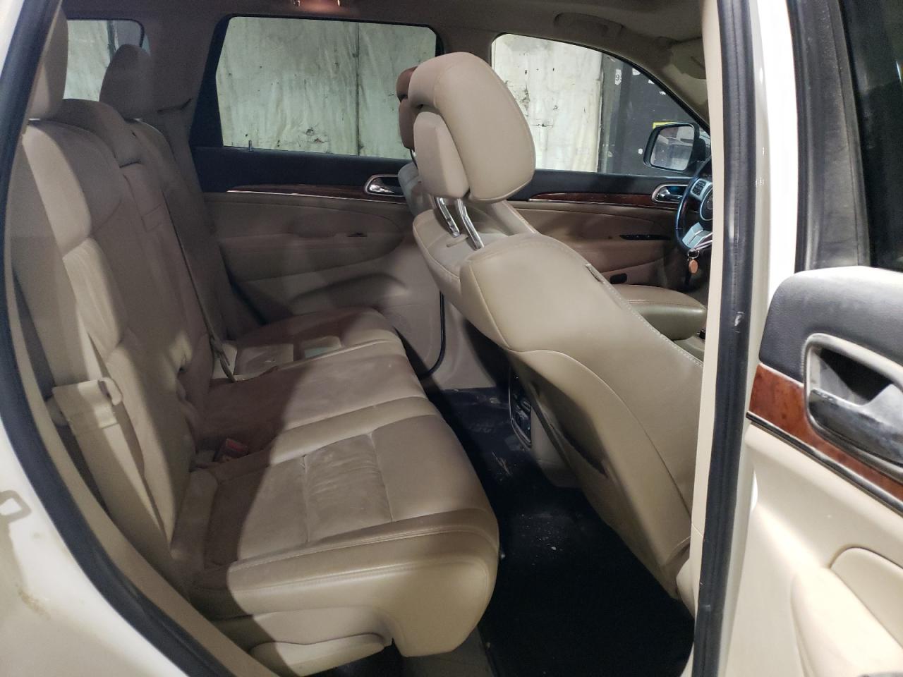 2011 Jeep Grand Cherokee Limited VIN: 1J4RR5GG1BC632935 Lot: 61111454