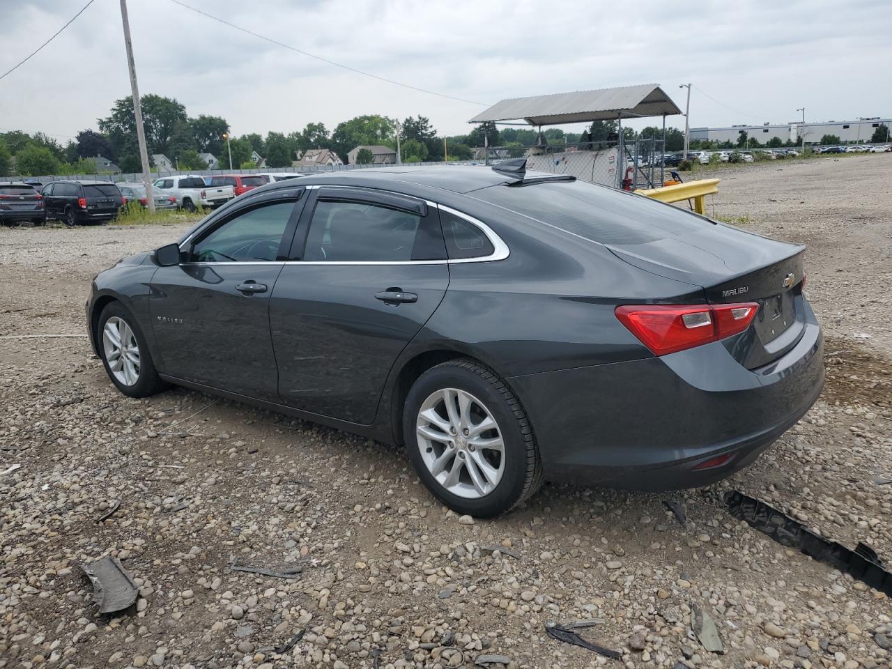 VIN 1G1ZD5ST6JF170161 2018 CHEVROLET MALIBU no.2