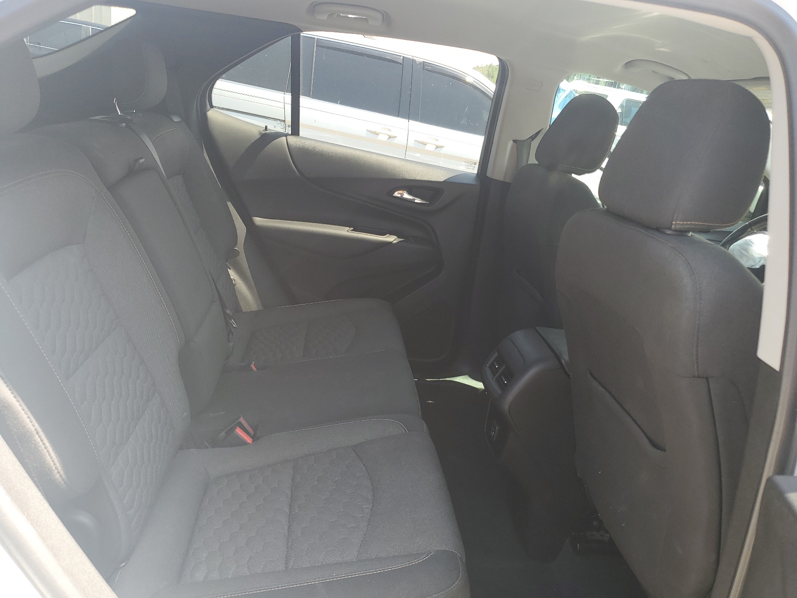 2GNAXKEV2K6257145 2019 Chevrolet Equinox Lt