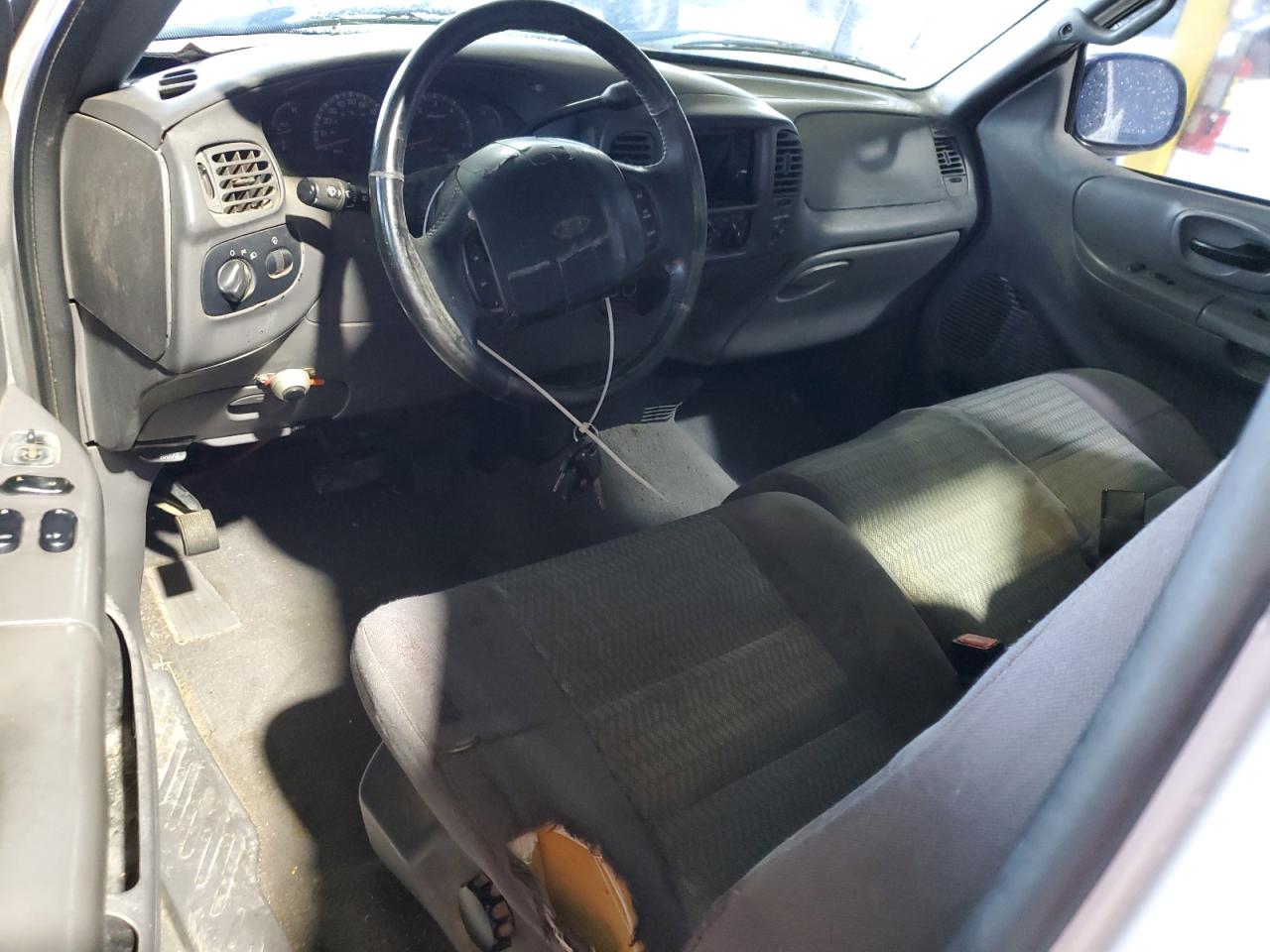 2002 Ford F150 VIN: 1FTRF17202NA75547 Lot: 64600254