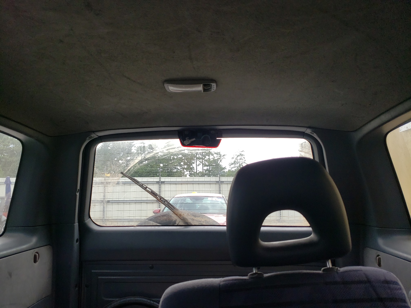 JT3GP10V2V0013663 1997 Toyota Rav4