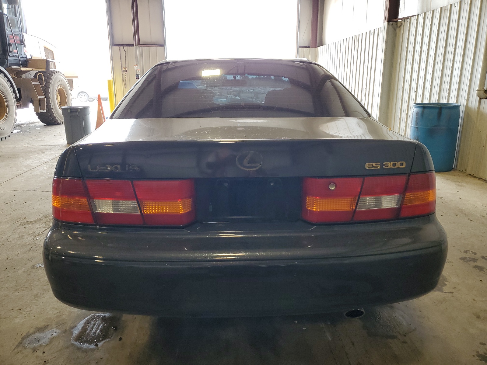 JT8BF28GXW5050693 1998 Lexus Es 300