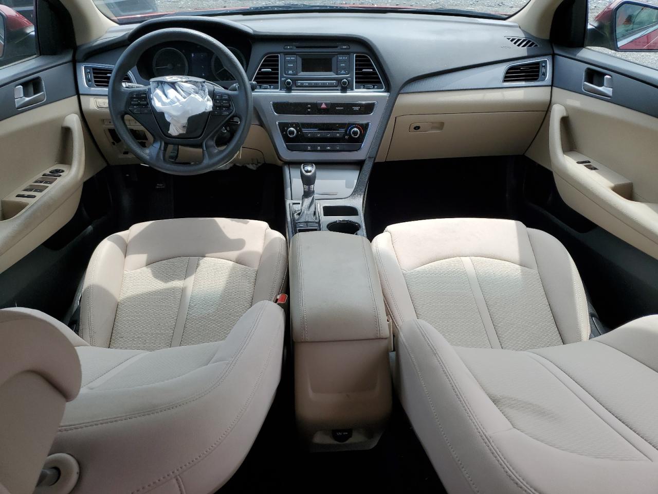 2015 Hyundai Sonata Se VIN: 5NPE24AF2FH121702 Lot: 62231954