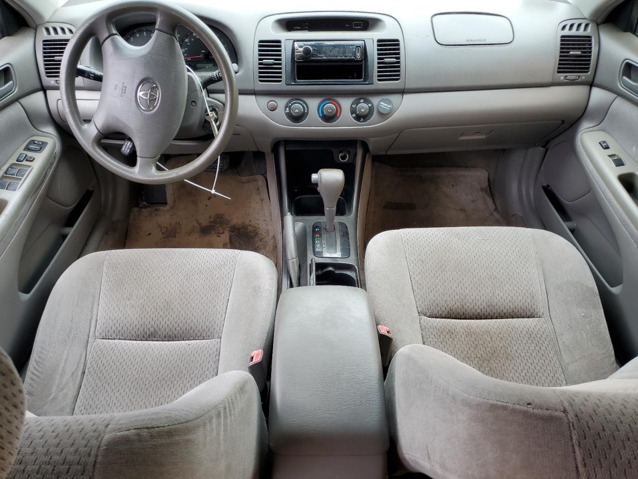 2004 Toyota Camry Le VIN: 4T1BE32KX4U300312 Lot: 65135714